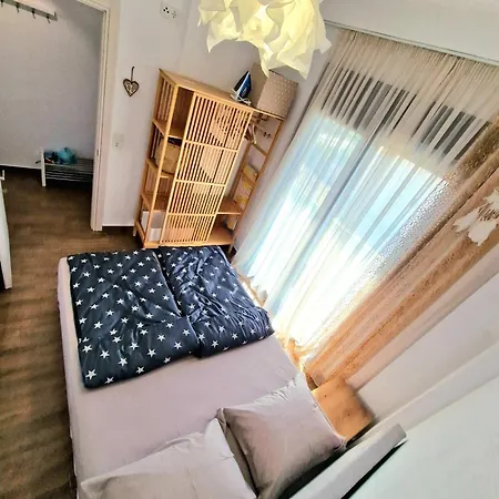 Apartman морска къща емма Ofrínio